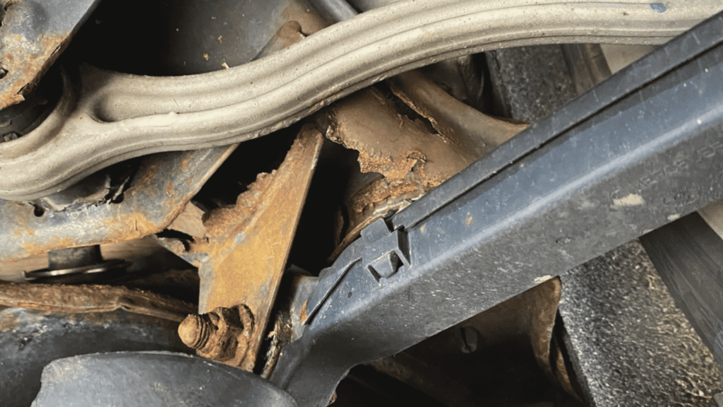 15 Mercedes W204 Problems That Could Get You Head Scratching